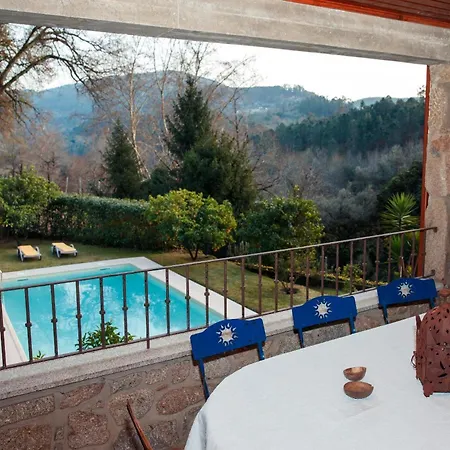 Casa Flores Nyaraló *