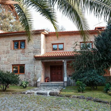 Casa Flores * Amares